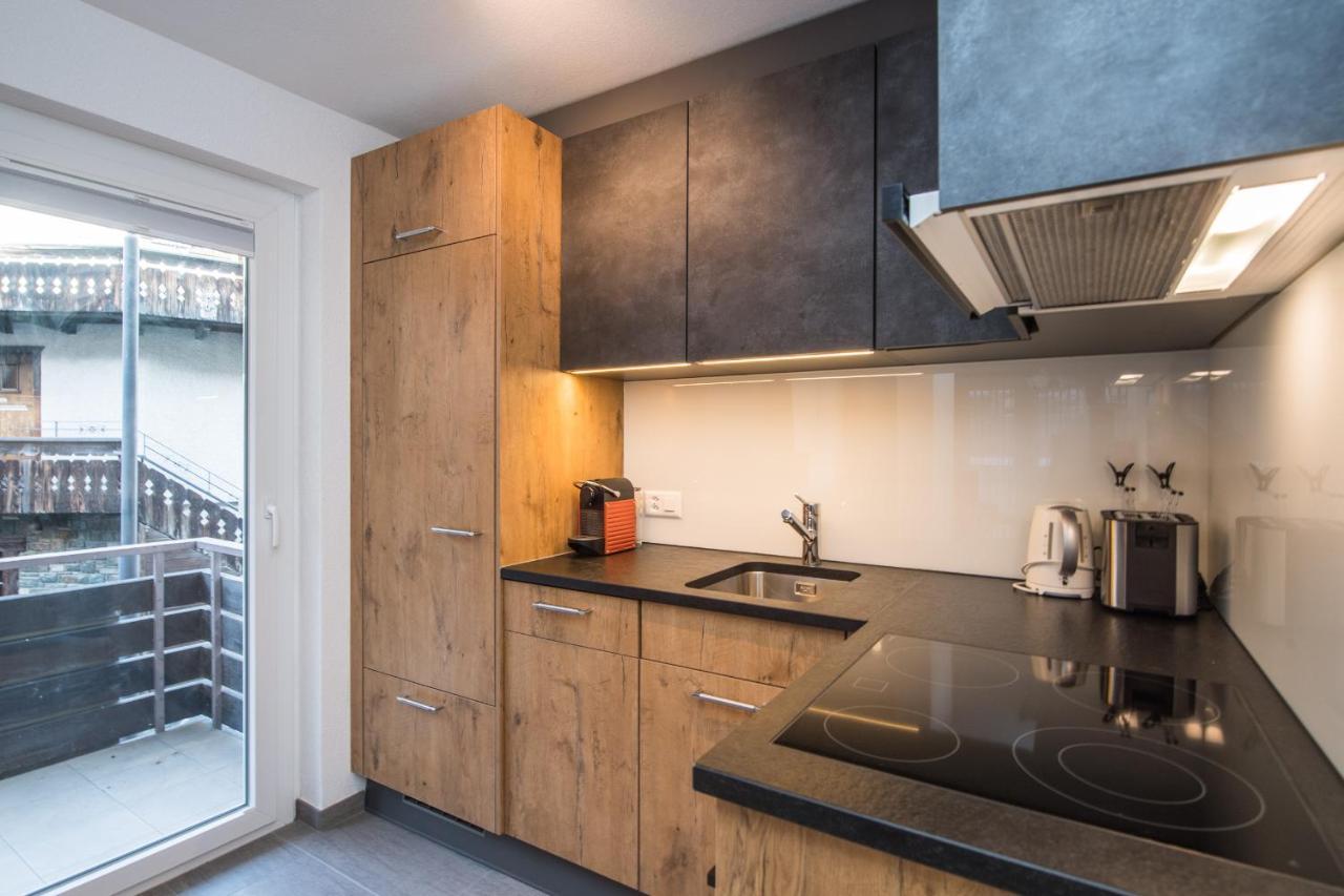 Haus Floralp Apartman Zermatt Kültér fotó