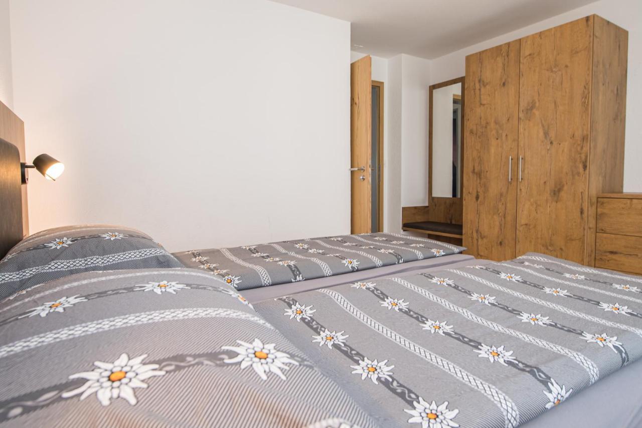 Haus Floralp Apartman Zermatt Kültér fotó