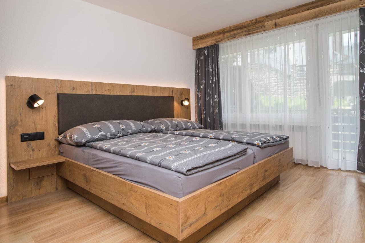 Haus Floralp Apartman Zermatt Kültér fotó