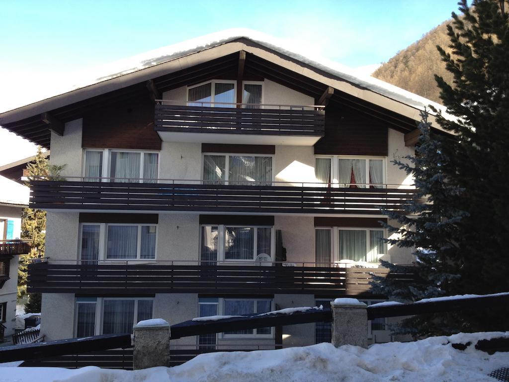 Haus Floralp Apartman Zermatt Kültér fotó